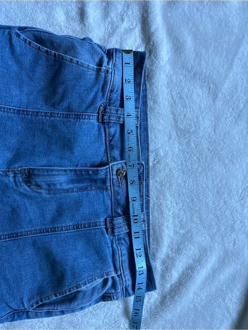Madden NYC Skater Cargo Flare Women’s Jeans Front Seam Cargo Pockets Size 8 - Picture 13 of 15
